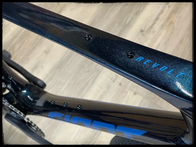 Giant Revolt Advanced 2 Large Starry Night 2022-2